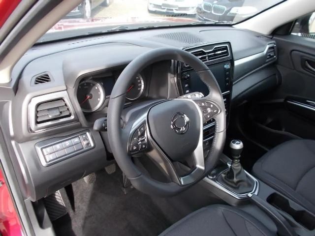 SsangYong Tivoli Grand Quarz1.5T Navi Sitzh. Kamera PDC