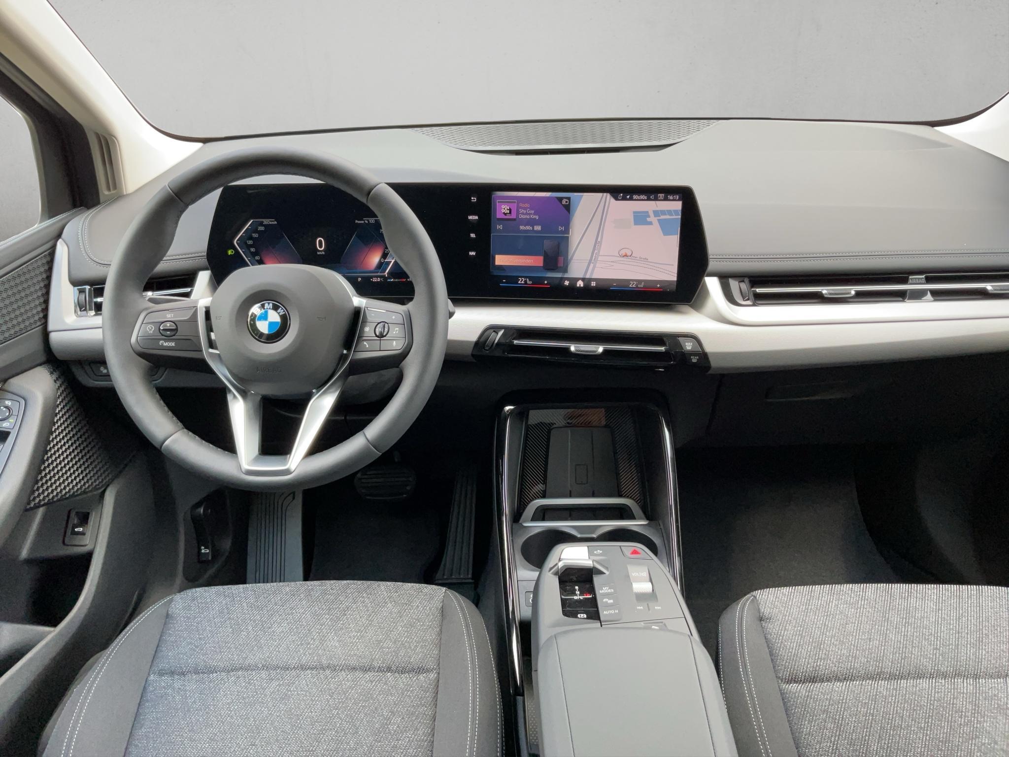 BMW 216 216i Active Tourer