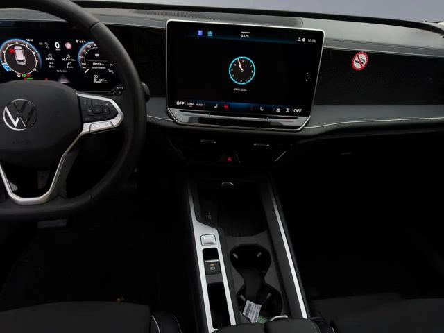 Volkswagen Passat 1.5 eTSI DSG Variant