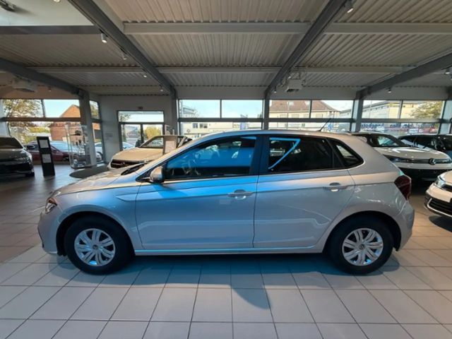 Volkswagen Polo 1.0 Basis