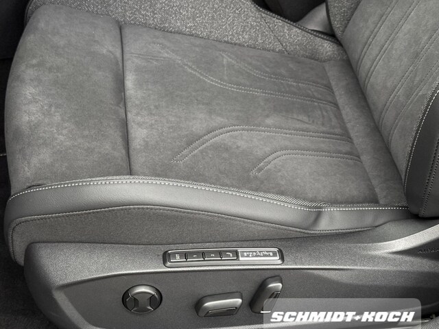 Volkswagen Golf 1.5 eTSI DSG Style