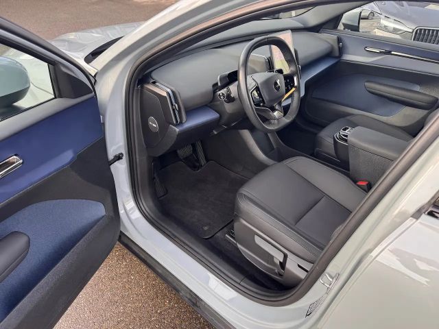 Volvo EX30 Core Extended range