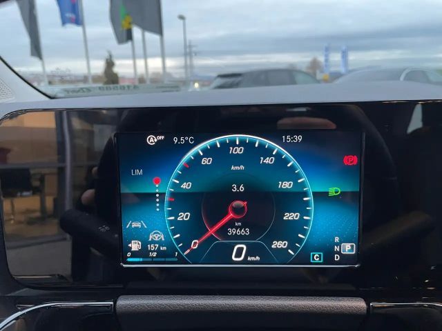 Mercedes-Benz B 200 B 200 d