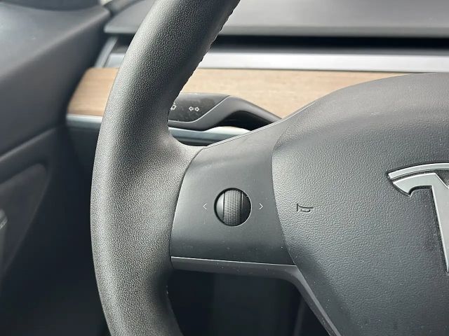 Tesla Model 3 AWD Long Range