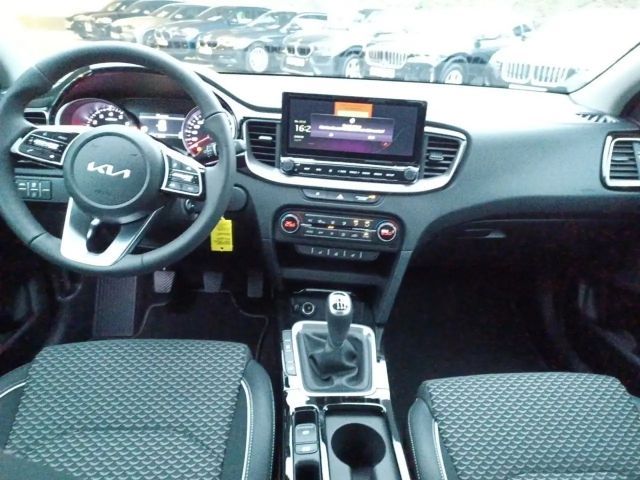 Kia XCeed GDi Vision