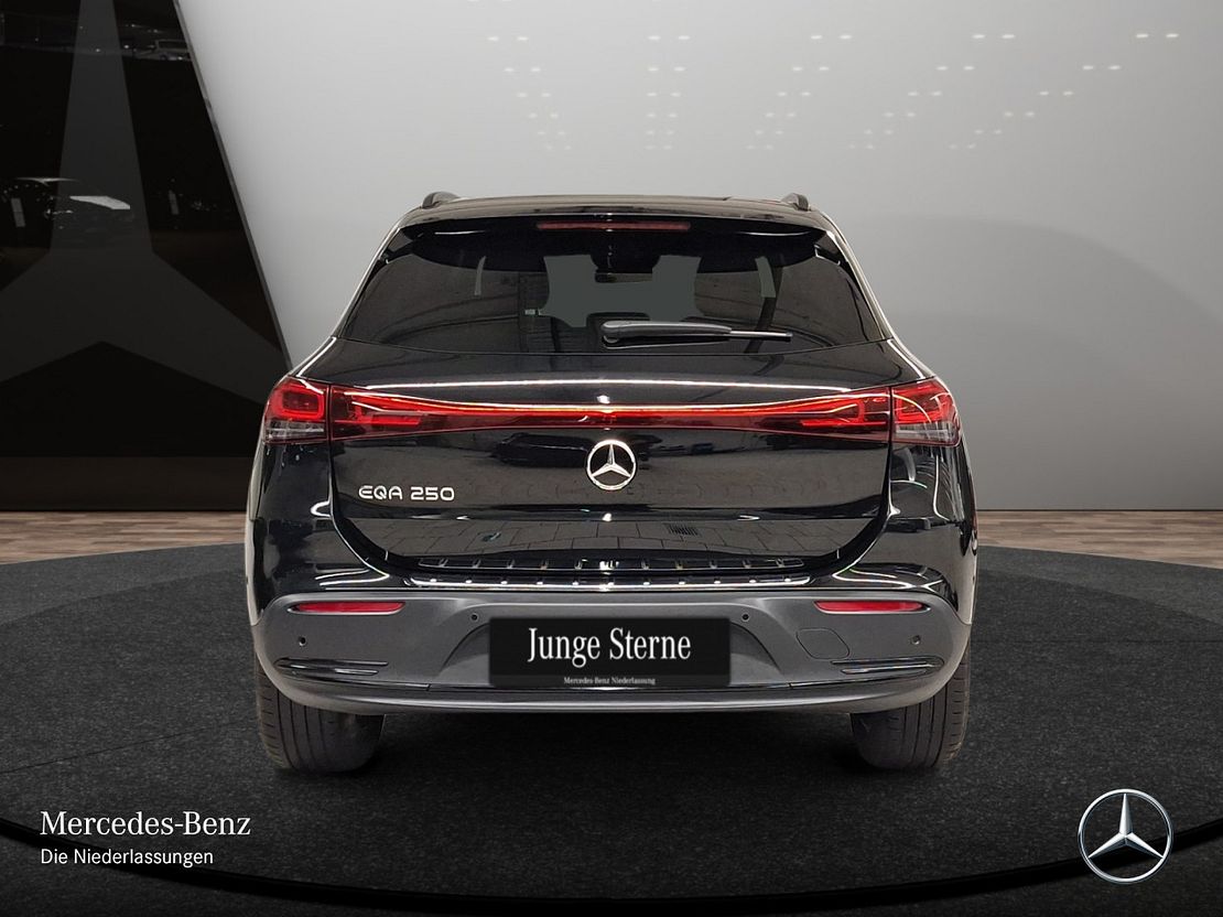 Mercedes-Benz EQA 250