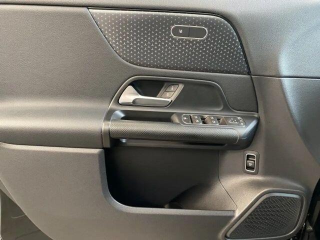 Mercedes-Benz GLA 200 Progressive