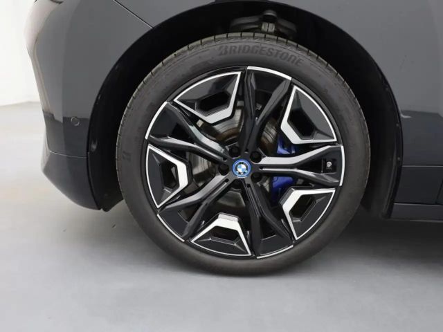 BMW iX LUCHTVERING - LASERS - SKY LOUNGE - SPORT PACK