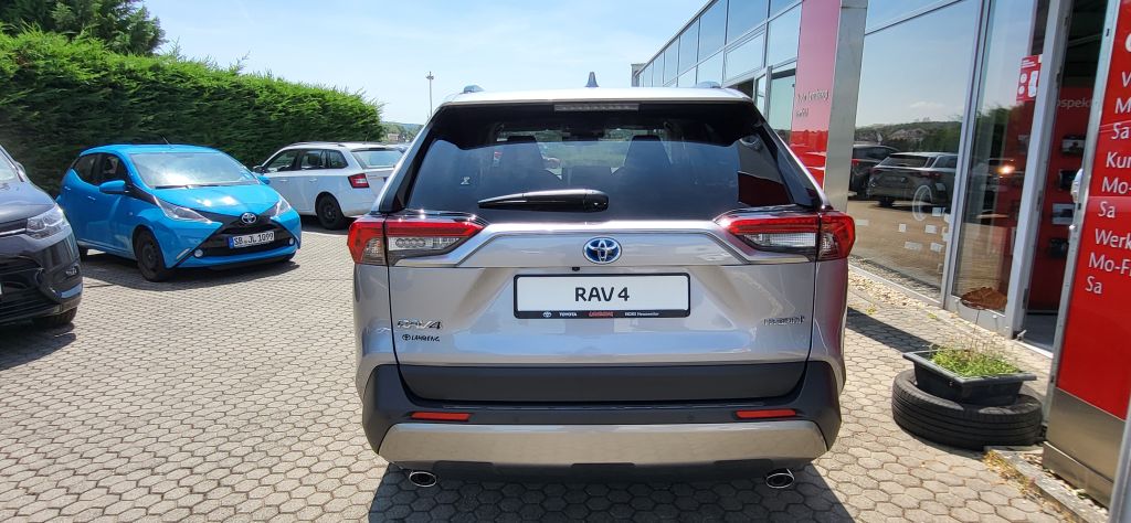 Toyota RAV4 5-deurs Team D