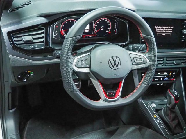 Volkswagen Polo 2.0 TSI DSG GTI IQ.Drive