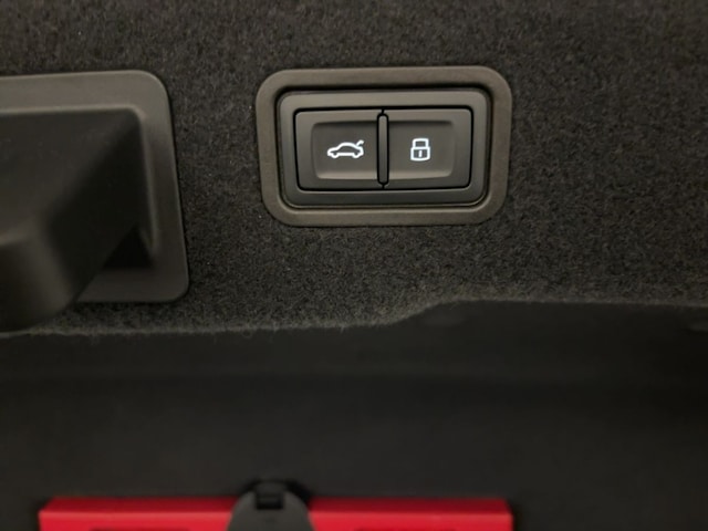 Audi A8 60 TFSI Hybride Lang Quattro