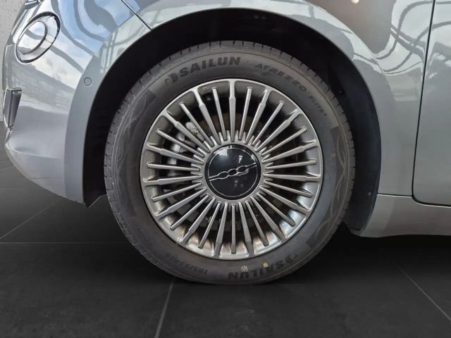 Fiat 500e 42 kWh Icon