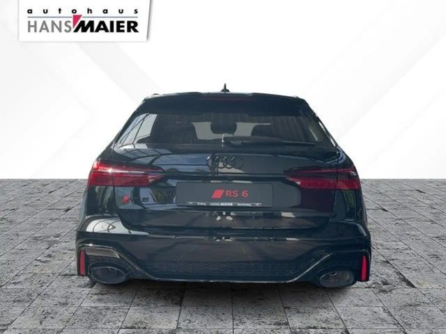 Audi RS6 Avant Performance Quattro