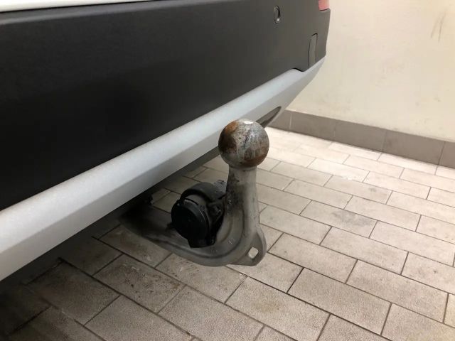 Mercedes-Benz GLA 200 4MATIC GLA 200 d