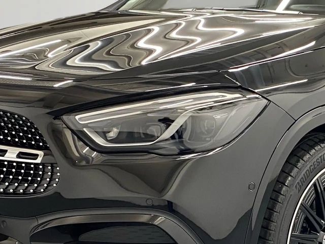 Mercedes-Benz GLA 200 AMG Line