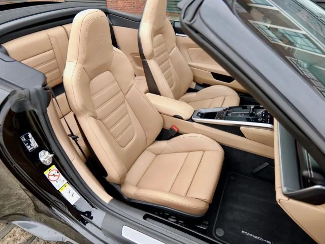 Porsche 992 Cabrio Turbo