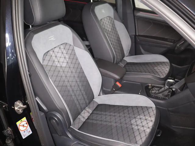 Volkswagen Tiguan 2.0 TSI Allspace R-Line