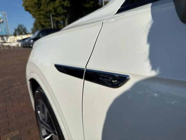 Volkswagen Touareg 4Motion DSG R-Line