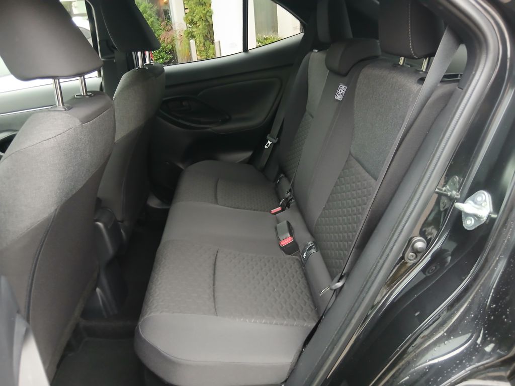 Toyota Yaris Cross 5-deurs Team D