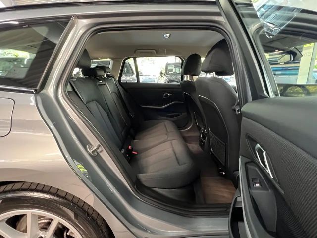 BMW 318 318d Touring