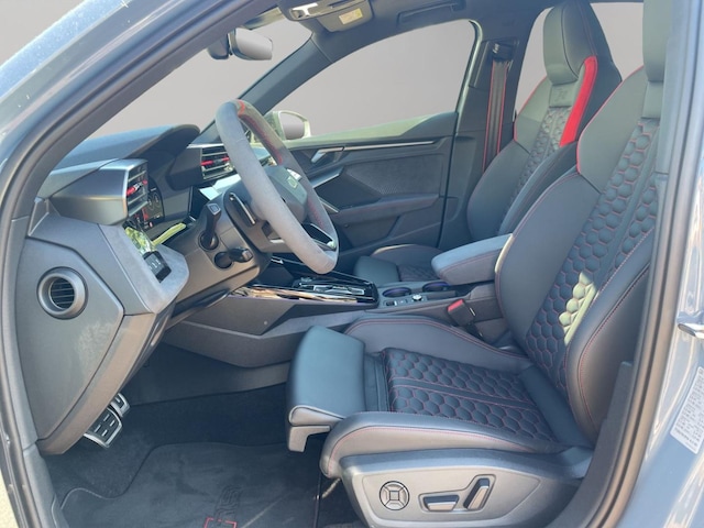 Audi RS3 Quattro S-Tronic Sedan