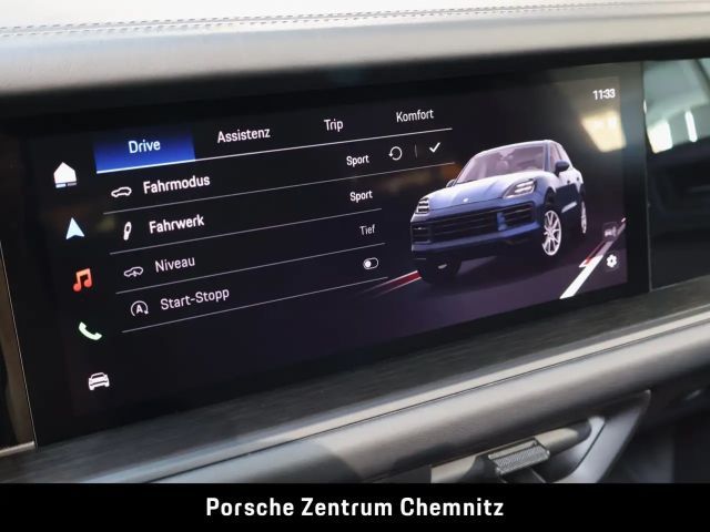 Porsche Cayenne Black Edition