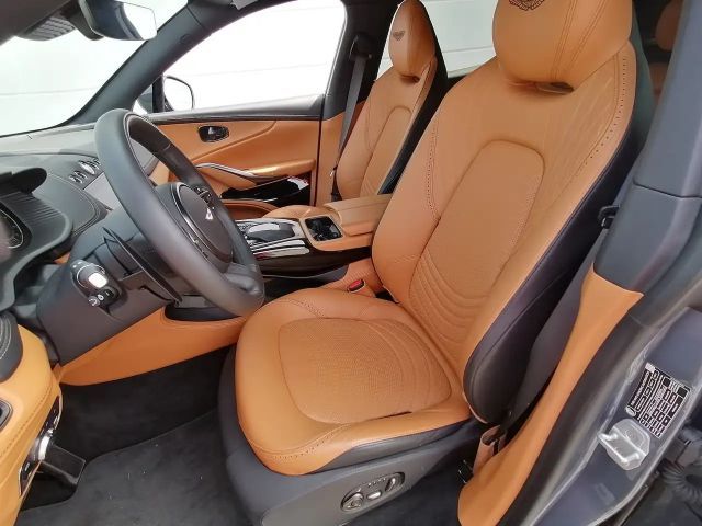 Aston Martin DBX Concours Blau Vollausstattung-6 800 KM-