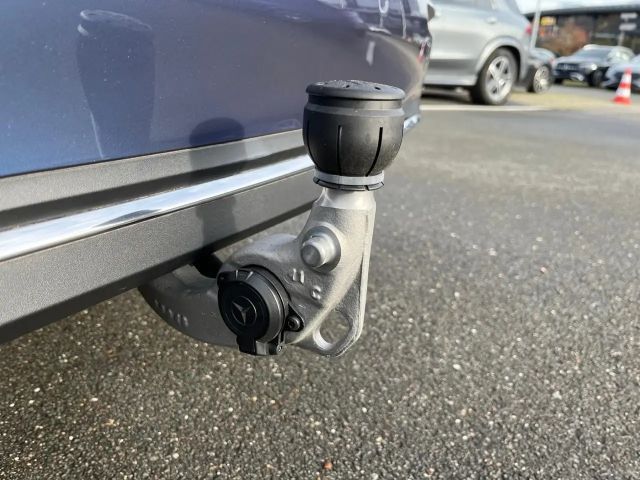 Mercedes-Benz C 180 AVANTGARDE Estate