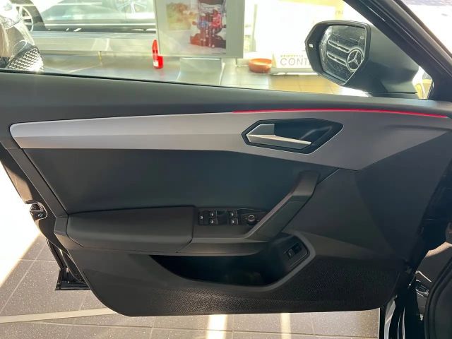 Seat Leon 1.5 eTSI FR-lijn Sportstourer