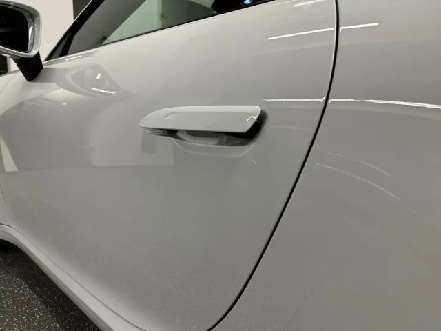 Porsche 911 4 Cabrio Targa