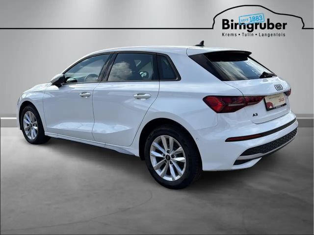 Audi A3 30 TFSI Sedan