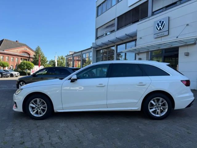 Audi A4 35 TFSI Avant S-Tronic