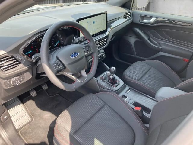 Ford Focus ST Line Wagon