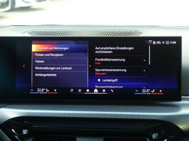 BMW 330 330e Touring xDrive