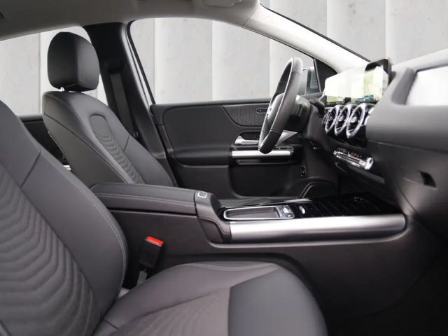 Mercedes-Benz B 200 B 200 d Progressive