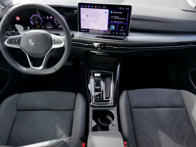 Volkswagen Golf 1.5 eTSI DSG Golf VIII Style