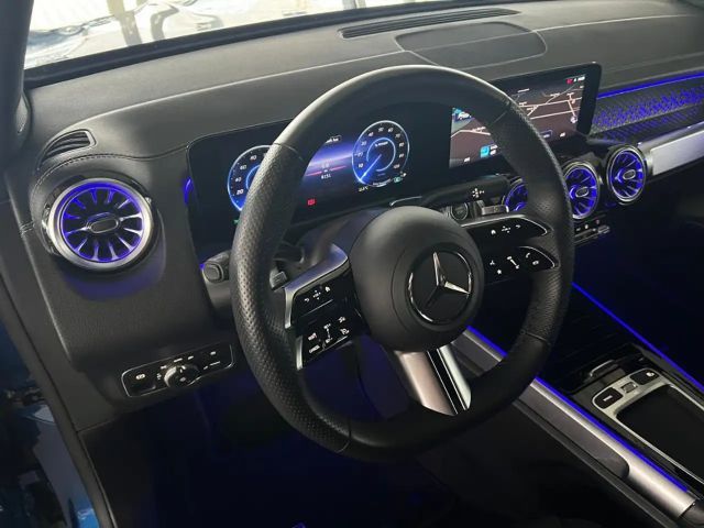 Mercedes-Benz EQB 300 4MATIC AMG Line