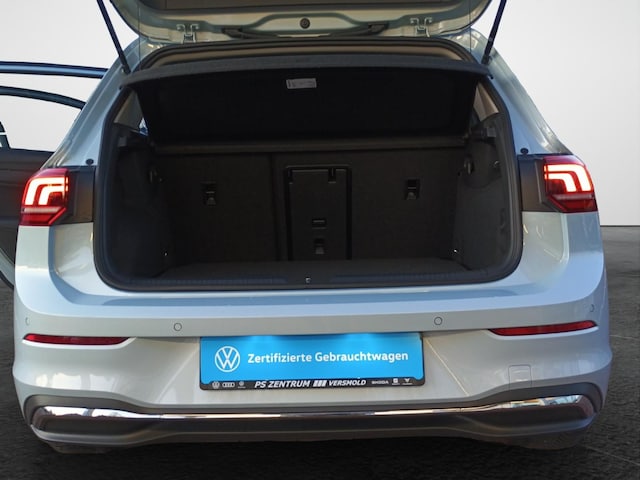 Volkswagen Golf 1.5 eTSI DSG