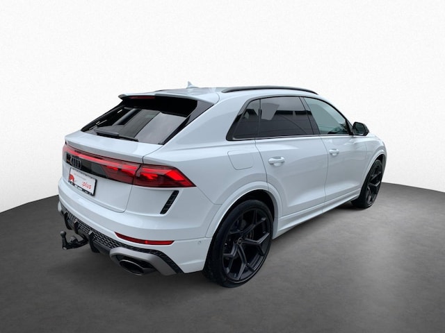 Audi RS Q8 Performance Quattro