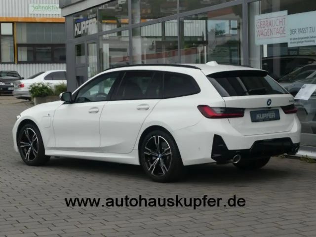 BMW 330 330e