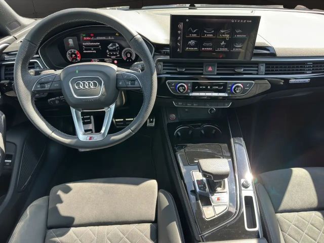 Audi S4 Avant Quattro