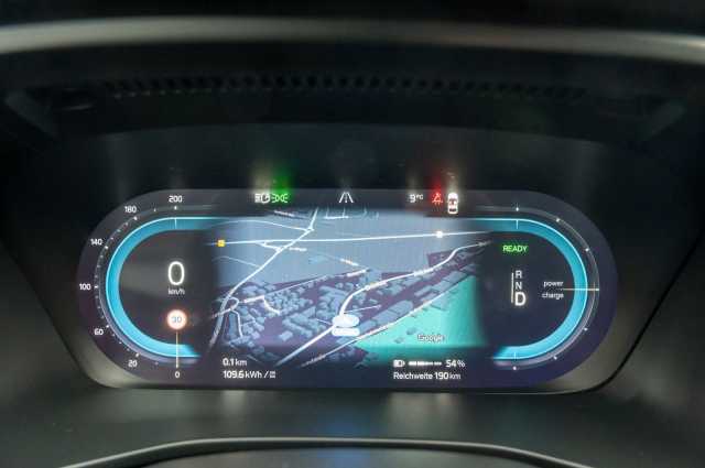 Volvo XC40 Core Recharge