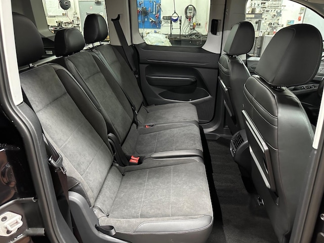 Volkswagen Caddy 2.0 TDI DSG