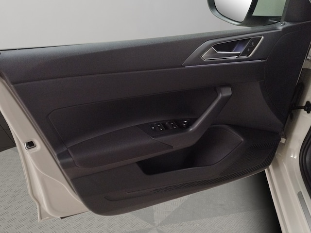 Volkswagen Taigo 1.0 TSI DSG R-Line