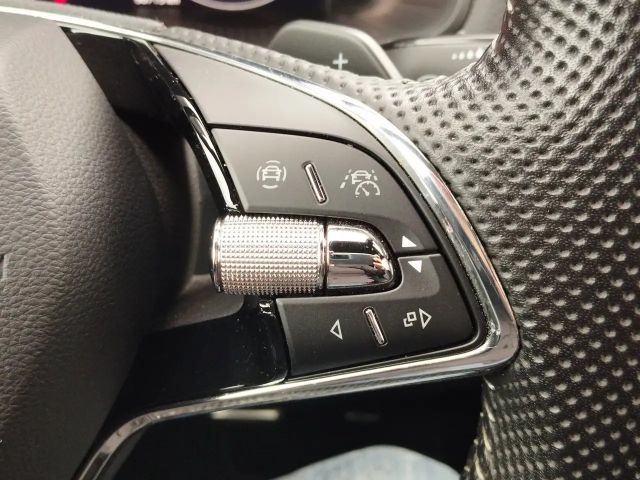 Skoda Karoq 2.0 TSI 4x4 Sportline