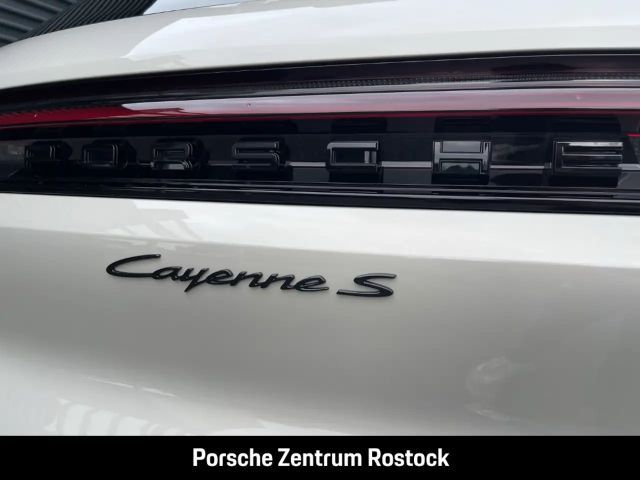 Porsche Cayenne S