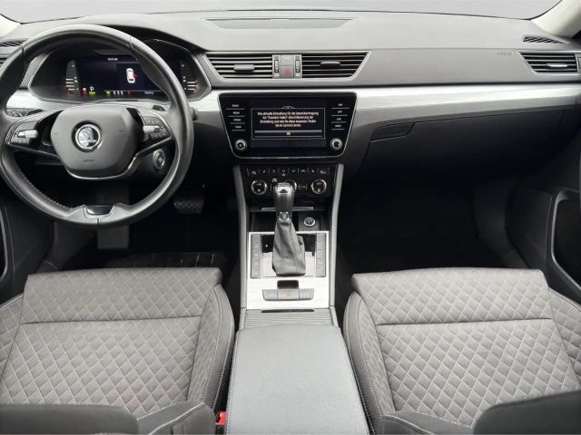 Skoda Superb Ambition Combi iV