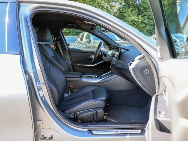 BMW 320 320d M-Sport Sedan xDrive