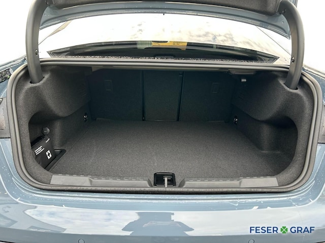 Audi RS3 Quattro S-Tronic Sedan