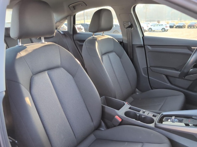 Audi A3 30 TDI S-Tronic Sedan